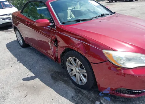 2012 Chrysler 200 Touring z USA, uszkodzony, nr VIN 1C3BCBEG6CN279919